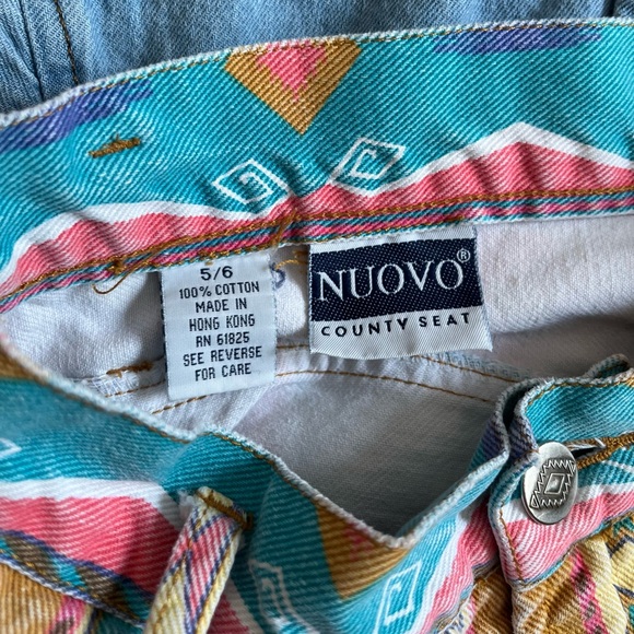 SOLD Vintage Western Shorts - Picture 6 of 6